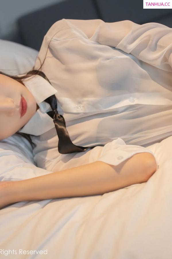 陆萱萱  女神总裁陆萱萱 双人房的故事第43张图片